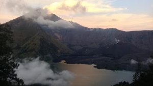 trekking rinjani